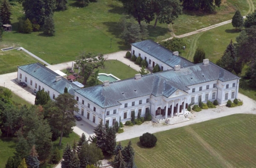 Zichy-Hadik Kastély - Seregélyes